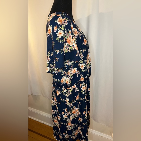 As U Wish Floral Dress Dark Navy Size 2X - Picture 4 of 12